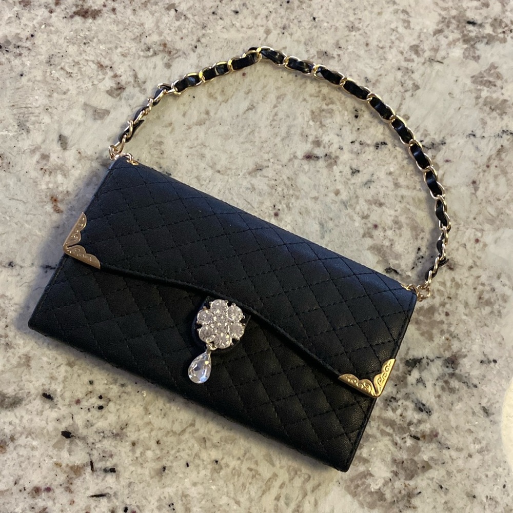 Wristlet for iPhone w/Card slots EUC